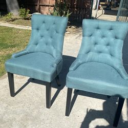 2 Beautiful Accent Chairs 