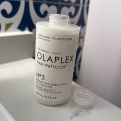 Olaplex No. 3 Hair Perfector Pre-Shampoo Hair Repair Treatment 250 mL