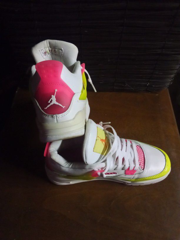 Gr8 Colors Lady Jordan Size 8 Sneakers 