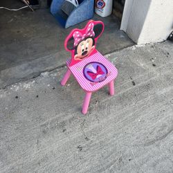Minnie Mouse Child Chair