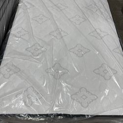 QUEEN SIZE MATT ONLY 