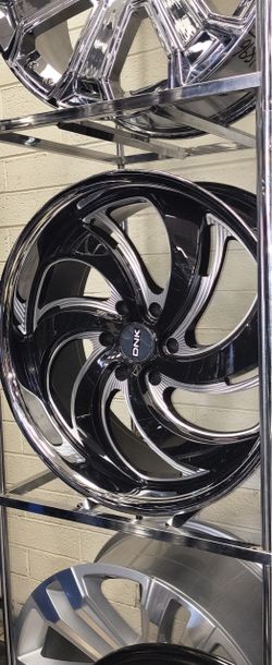 22" 6X139.7 TRUCK RIMS Vehicle Fitment: Because your Silverado, Sierra, or Tahoe was crying out for an upgrade from those boring factory wheels. Per