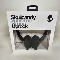 Lot of Brand New Skullcandy Supreme Sound Uprock Corded Headphones in Black - 50 Units