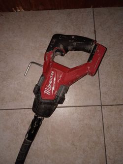 Milwaukee Fuel Cordless String Trimmer