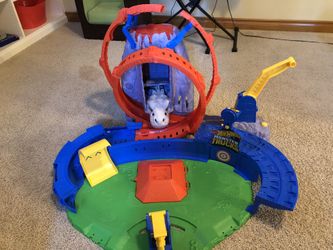 Hot Wheels Monster Truck Volcano Playset