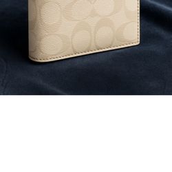 Wallet Coach Blanca 