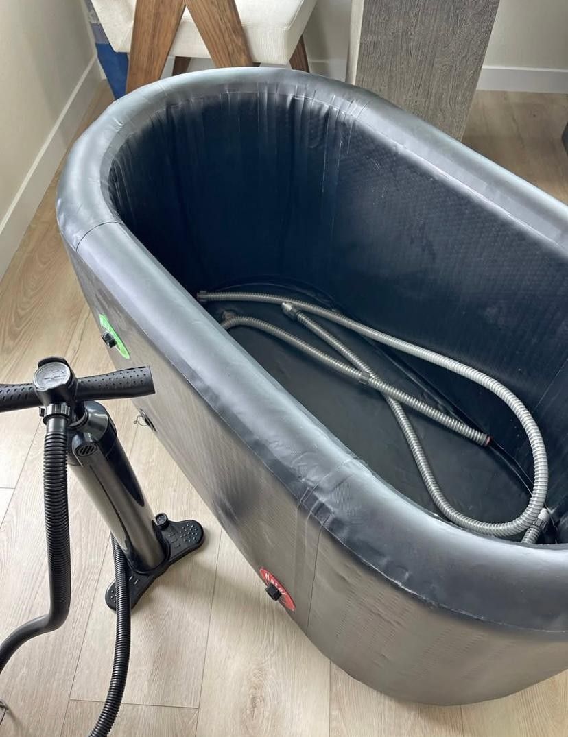 Cold Plunge Tub with Chiller