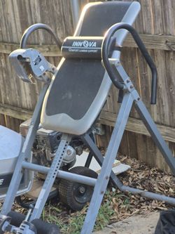 Innova inversion table