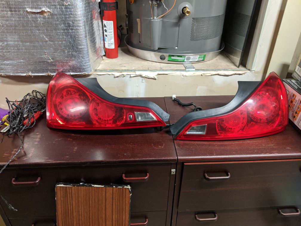 G37 coupe taillights
