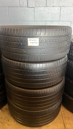 🛞SET OF 4 USED TIRES🛞 285/45/22 PIRELLI