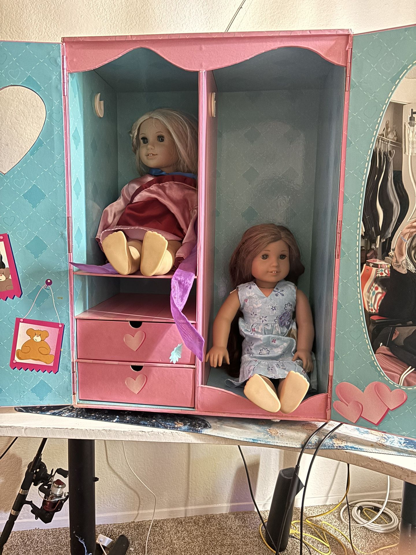 2010 American Girl Dolls With Dressing Box 