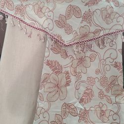 Rod Pocket Curtain  84in.   6 Tan. 6 Floral  13 Valance