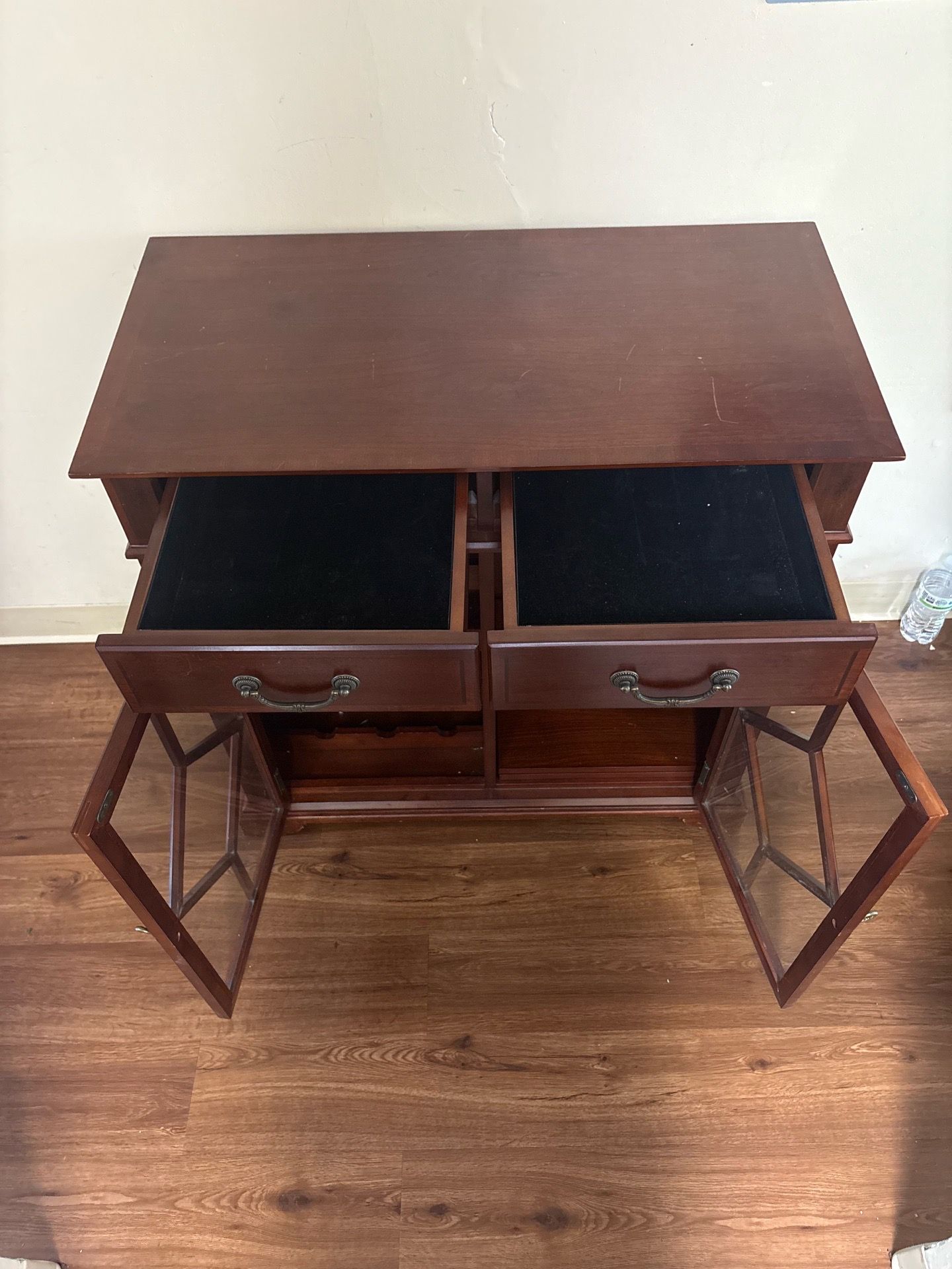 Wine cabinet/ drawer