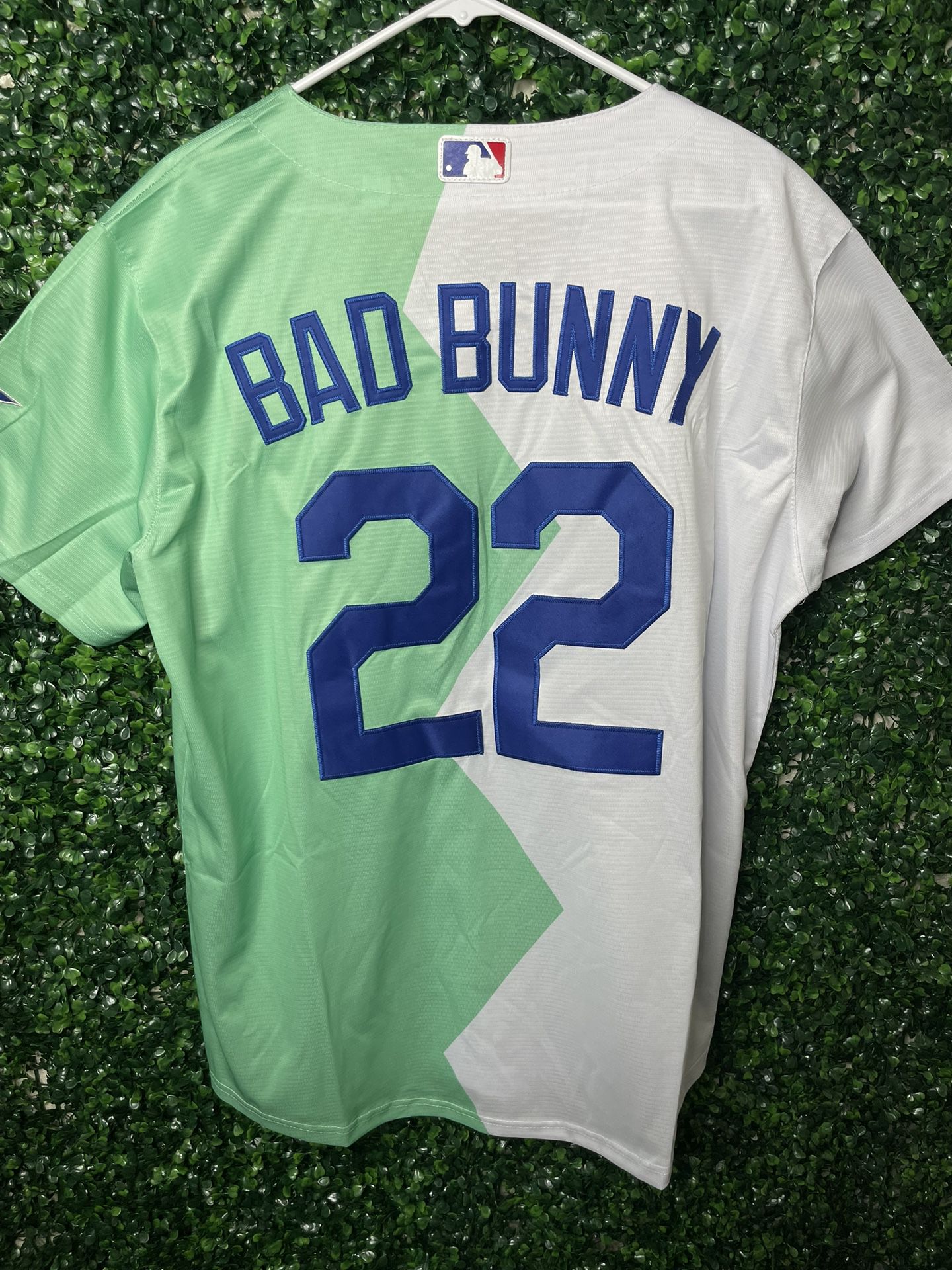 Bad Bunny Dodgers Jersey 2XL for Sale in Long Beach, CA - OfferUp