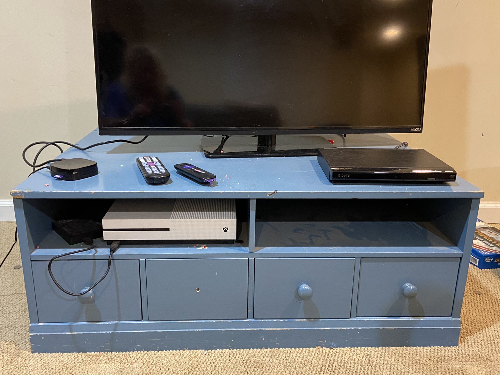 Tv console for free