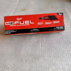 📌Milwaukee M12 FUEL 12V Lithium-Ion Brushless Cordless High Speed 1/4 in. Ratchet (Tool-Only) 👉PRECIO FIRME NO MENOS👉$120