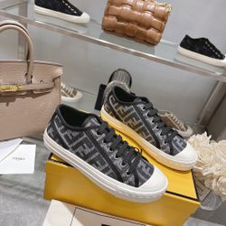 Fendi Women’s Sneaker With Box 2026 New
