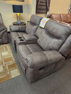 RECLINING COUCH AND LOVESEAT SET NEW