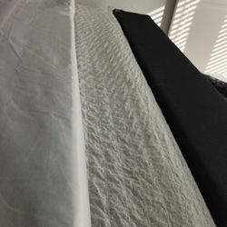 Sealy Queen And Full Mattress With One Box Spring 