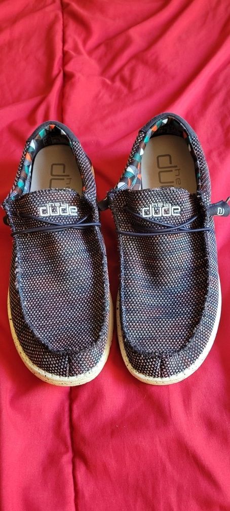 Hey Dude Wally size 13