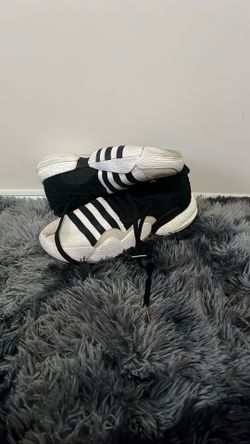 trae young 2 size 13