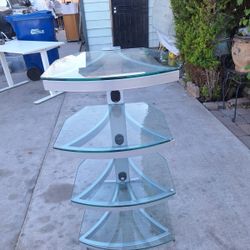 OmniMount Stellar Series 4-Shelf Audio Tower