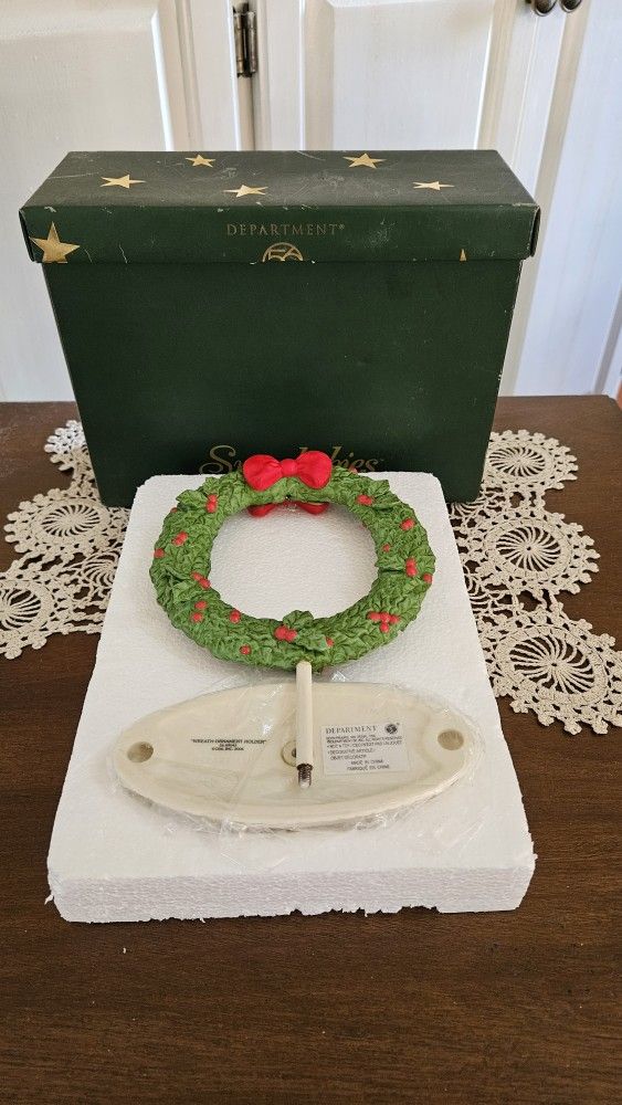 Snowbaby Wreath Ornament Holder