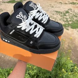 Lv Trainers