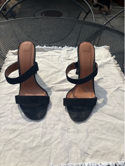 X2B Women’s Heel Shoes