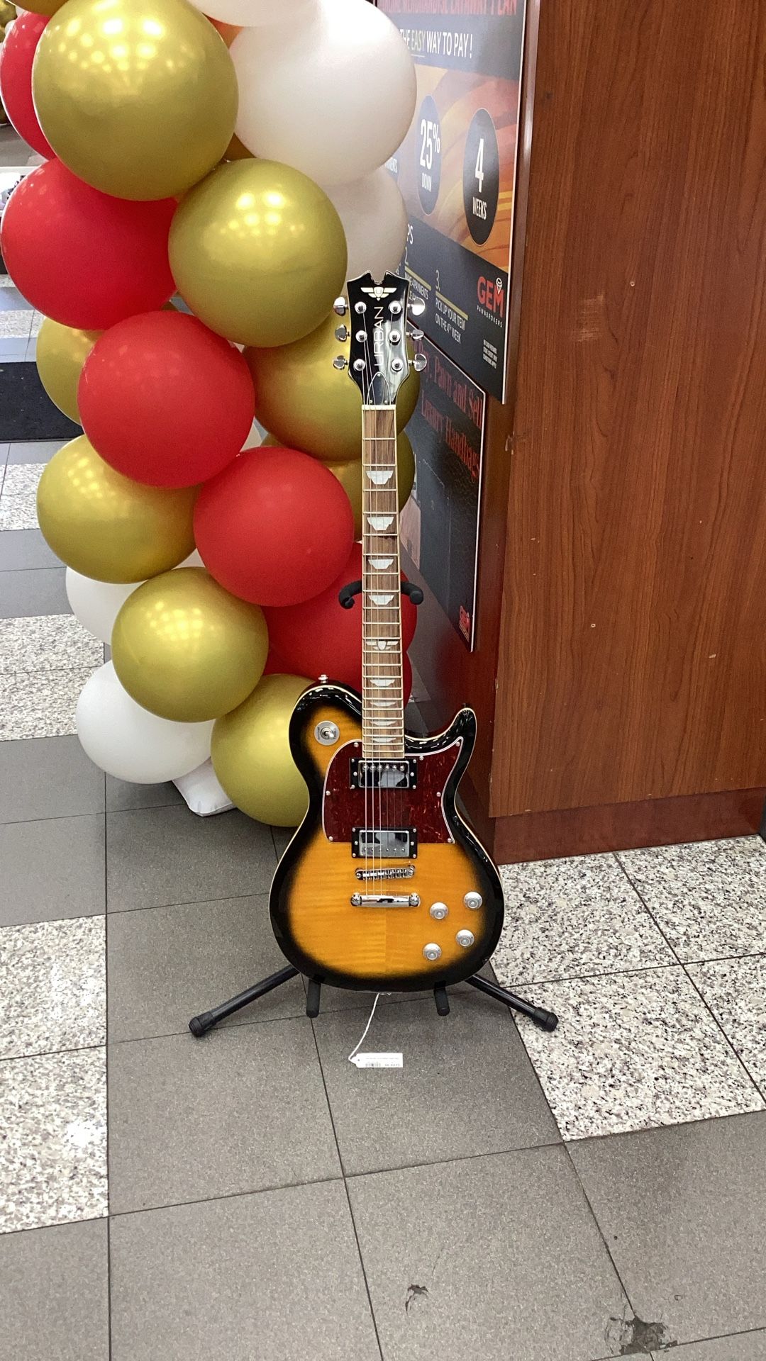 KEITH URBAN GUITAR
