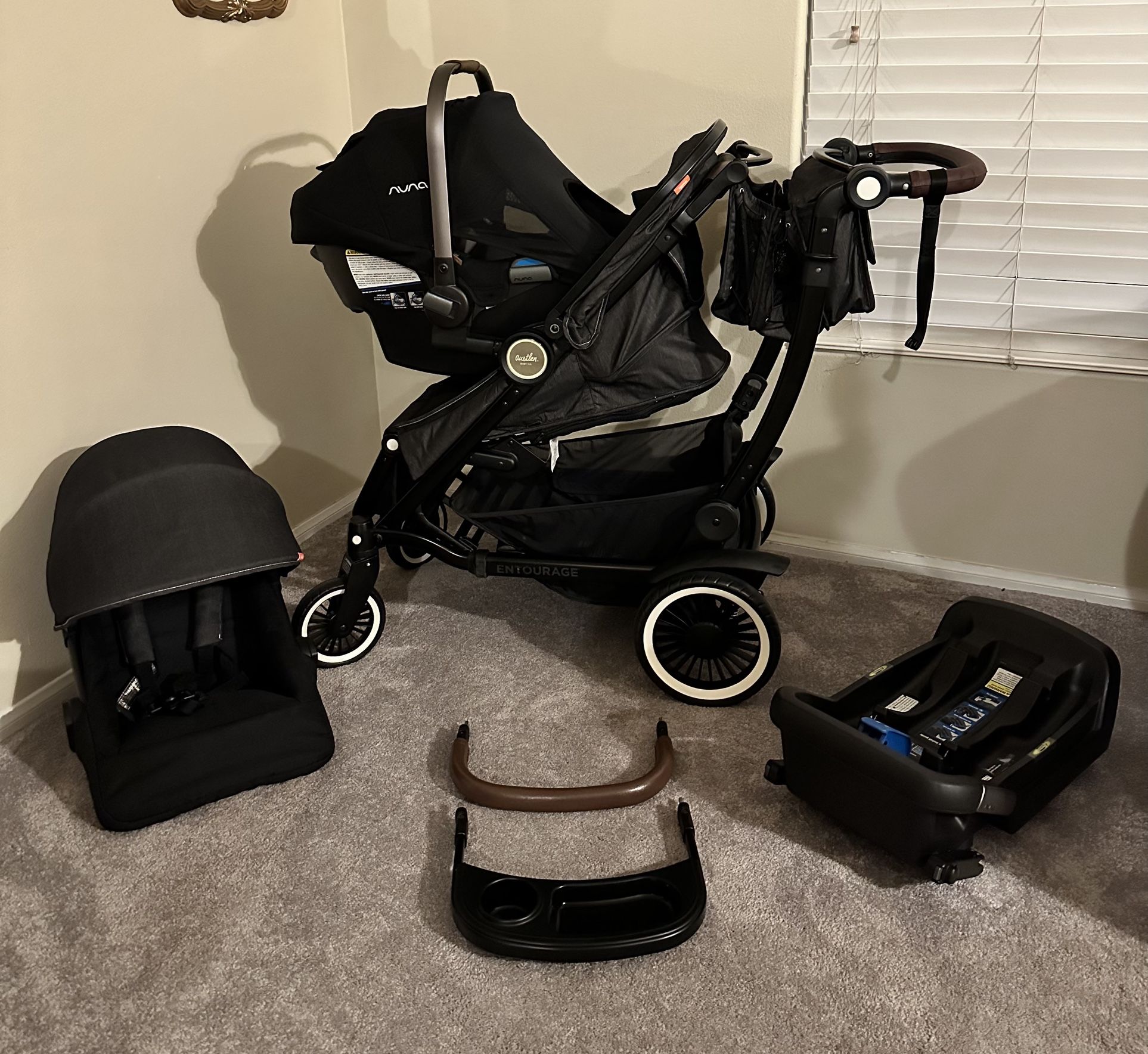 Austlen entourage double stroller Clearance