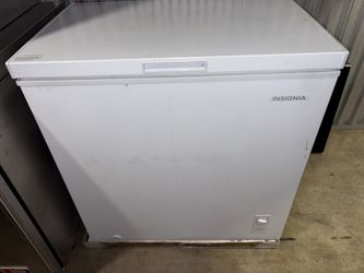Insignia White Freezer