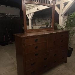 Bedroom Dresser And Mirror 