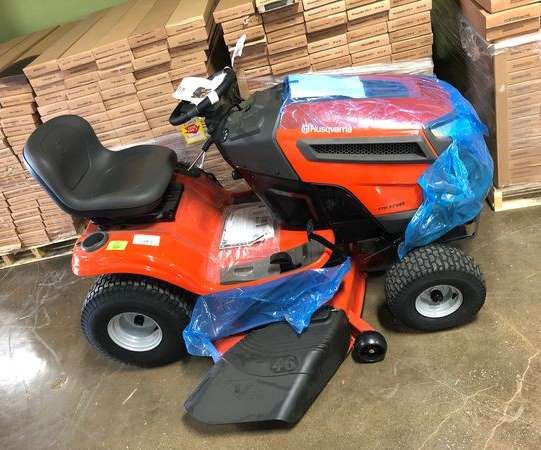 Brand New Husqvarna YTH18542 18.5-HP Hydrostatic 42-in Riding Lawn Mower with Mulching Capability 44K