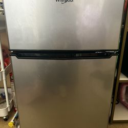 whirlpool mini fridge and freezer