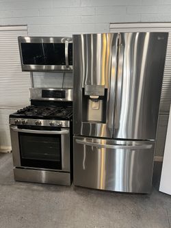 🔥 LG GAs Kitchen Appliance Set – Great Condition! 🔥