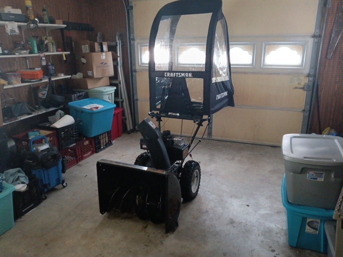 Snow Blower w/Cabin