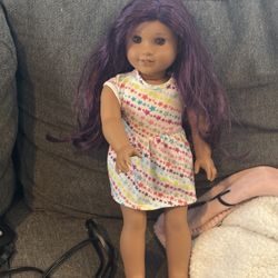 American Girl doll With Tons Or Accessories 