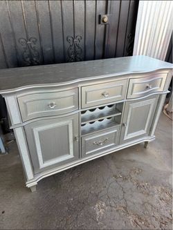 Buffet Cabinet