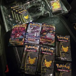 Pokemon Collectable Cards 