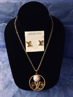 Stainless Steel Louis Vuitton Set