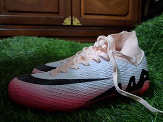 Soccer cleats us size 2youth