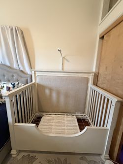 Restoration Hardware Convertible Crib — Crib to Toddler Bed