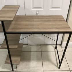 COMPUTER DESK. PERFECT CONDITIONS