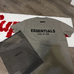 T-shirt Essentials ( all sizes)