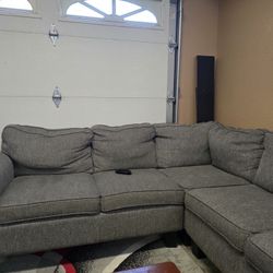 Sofa set with Table 