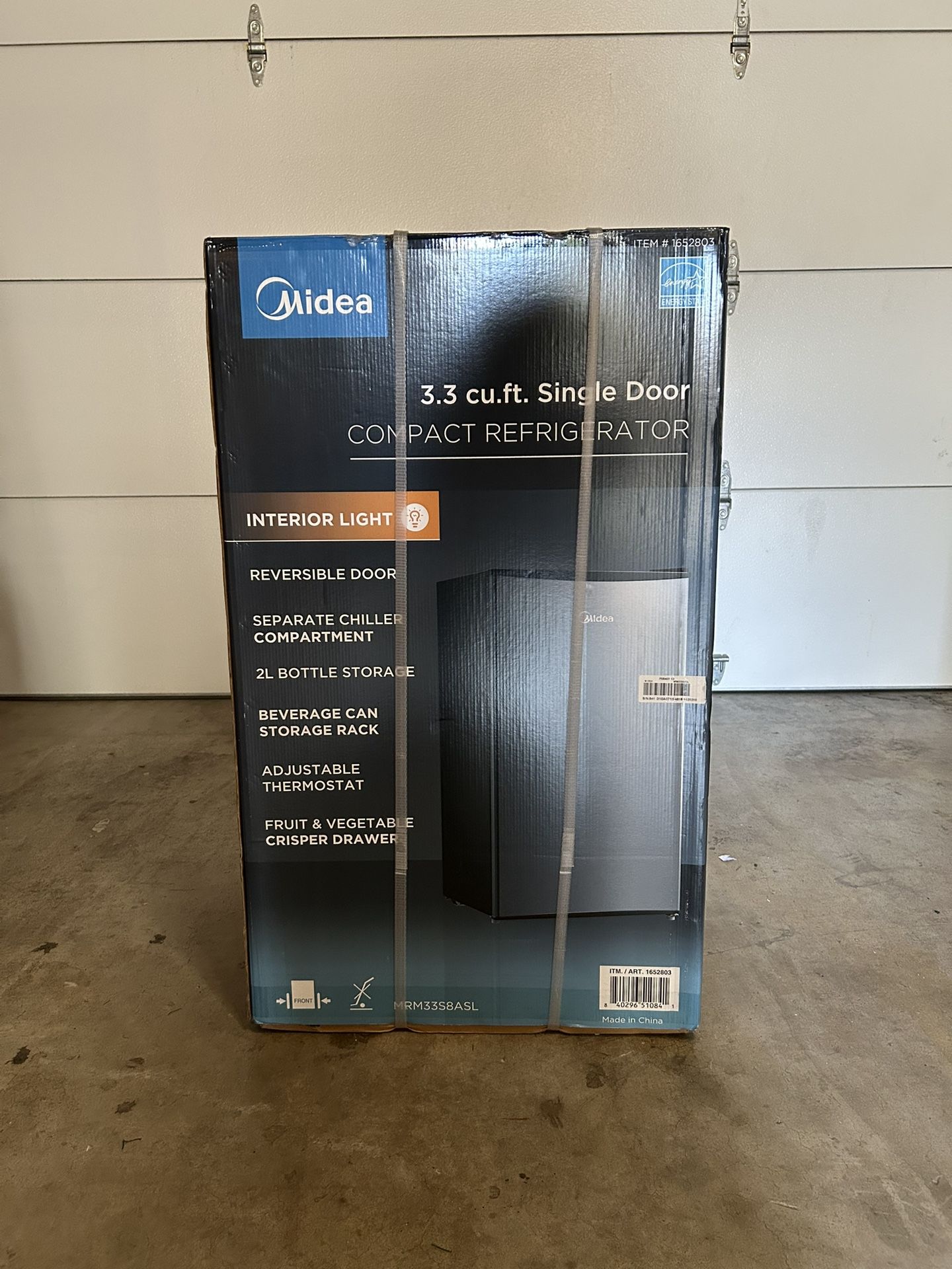 Midea Mini Refrigerator