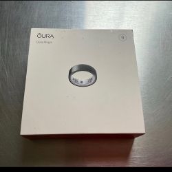 Oura Ring 4 - Black/Noir 