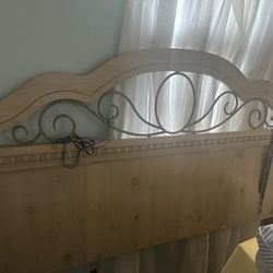 Ashley Furniture Set 