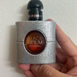 Yves Saint Laurent Perfume Black Opium 